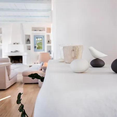 Azure Paros Дриос