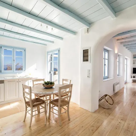 Azure Villa Paros Δρυός