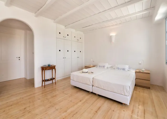 Azure Villa Paros Δρυός