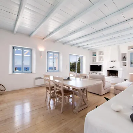 Azure Paros וילה דריוס